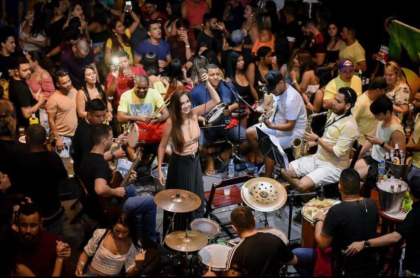 Cantora acreana que começou aos 7 anos conta como o samba transformou sua carreira e abriu portas nacionais 3 Cantora acreana que começou aos 7 anos conta como o samba transformou sua carreira e abriu portas nacionais