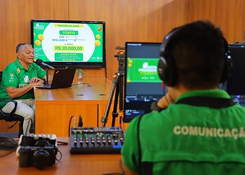 Sorteio contemplou 15 novos ganhadores de todas as regionais do Acre. Foto: Aleff Matos/Sefaz