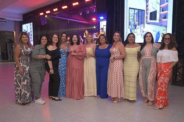 O arquiteto Leandro Rocha celebrou o encerramento do ciclo de 2025 com uma festa para clientes, parceiros, amigos e familiares