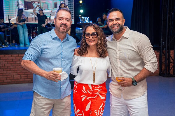 O arquiteto Leandro Rocha celebrou o encerramento do ciclo de 2025 com uma festa para clientes, parceiros, amigos e familiares