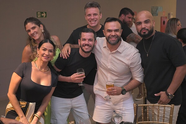 O arquiteto Leandro Rocha celebrou o encerramento do ciclo de 2025 com uma festa para clientes, parceiros, amigos e familiares