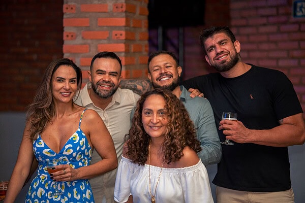 O arquiteto Leandro Rocha celebrou o encerramento do ciclo de 2025 com uma festa para clientes, parceiros, amigos e familiares