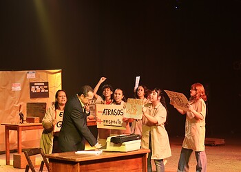 Alunos da Usina de Artes transformam imersão no Rio Acre em espetáculo teatral gratuito 1 Espetáculo Vozes das castanhas-2025- Registro: Felipe Caceres