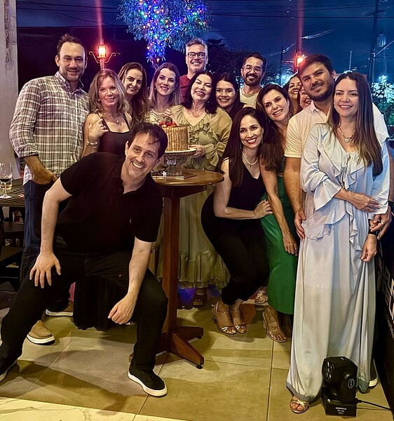 Celebração em dose dupla. Veja mais na coluna Roberta Lima 1 Celebração em dose dupla. Veja mais na coluna Roberta Lima