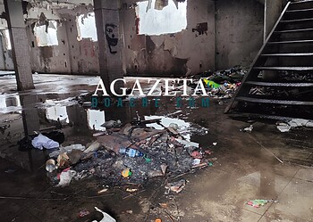 Incêndio em prédio abandonado em frente à Praça da Revolução mobiliza bombeiros 3 Incêndio em prédio abandonado em frente à Praça da Revolução mobiliza bombeiros