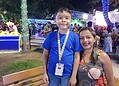 Inauguração da decoração natalina leva multidão à Praça da Revolução; veja fotos