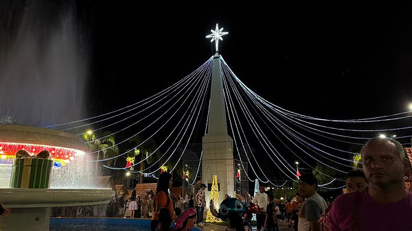 Cantata de Natal marca o acender das luzes no Palácio Rio Branco; veja fotos 2 Cantata de Natal marca o acender das luzes no Palácio Rio Branco; veja fotos
