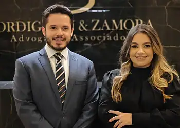 O tradicional Escritório de Advocacia Bordignon e Zamora comemorou um momento especial: a chegada da Dra. Geane Portela 18 O tradicional Escritório de Advocacia Bordignon e Zamora comemorou um momento especial: a chegada da Dra. Geane Portela