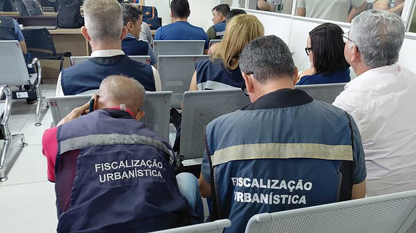 Auditores em guerra: projeto da prefeitura acirra disputa entre 4 categorias e é retirado de pauta na Câmara