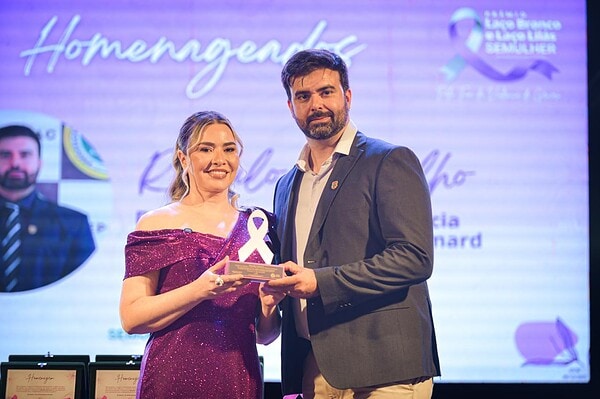 Uma noite de emoção marcou a cerimônia dos prêmios Laço Branco e Laço Lilás pelo Fim da Violência de Gênero