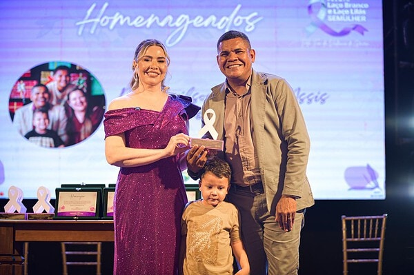 Uma noite de emoção marcou a cerimônia dos prêmios Laço Branco e Laço Lilás pelo Fim da Violência de Gênero
