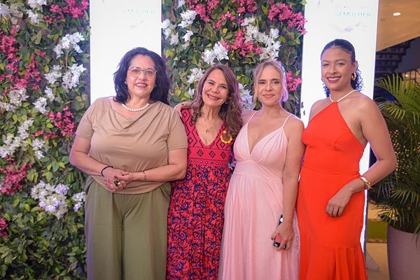 Uma noite de emoção marcou a cerimônia dos prêmios Laço Branco e Laço Lilás pelo Fim da Violência de Gênero