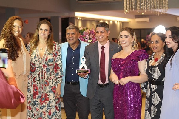 Uma noite de emoção marcou a cerimônia dos prêmios Laço Branco e Laço Lilás pelo Fim da Violência de Gênero