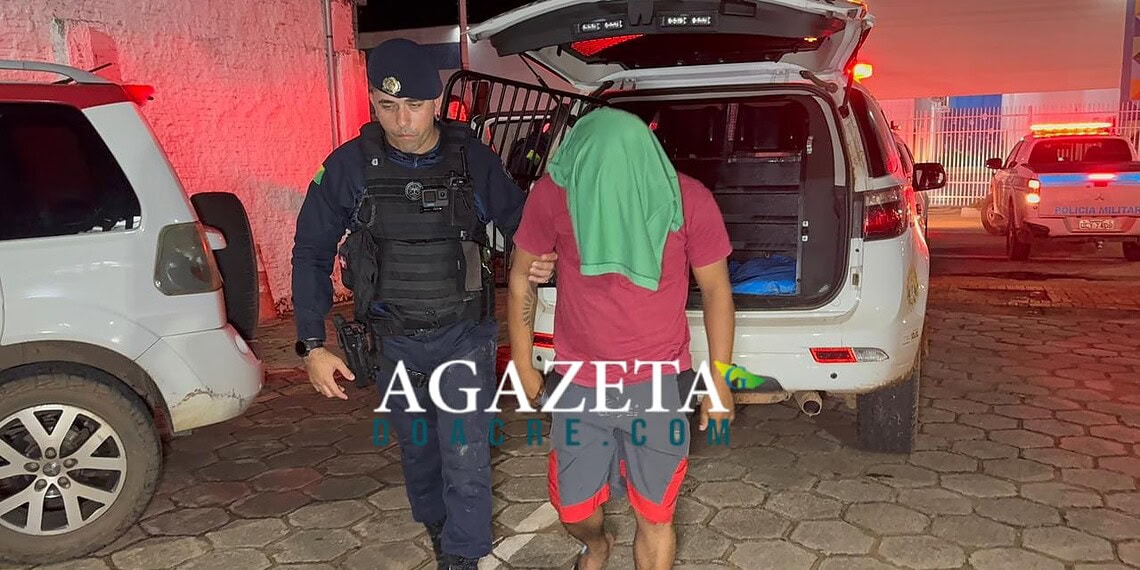 Jovem é preso com fuzil e mais de 80 munições em apartamento no Belo Jardim II, em Rio Branco 1 Jovem é preso com fuzil e mais de 80 munições em apartamento no Belo Jardim II, em Rio Branco