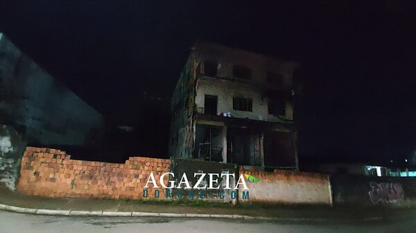 Incêndio é registrado novamente em prédio abandonado próximo ao Hospital da Criança em Rio Branco