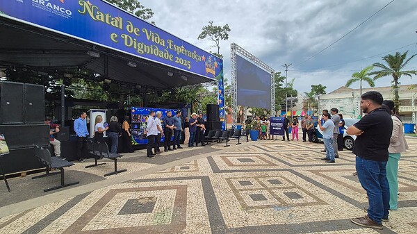 “É mais barato que orfanato e muito mais humano”, diz Bocalom ao defender programa Família Acolhedora