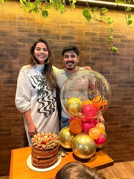 Designer talentosa e empresária, Karenna Lima celebrou mais um ano de vida na última sexta, 12