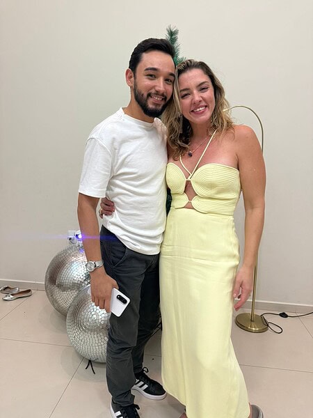 Mariana Tavares comemorou mais um ano de vida no último sábado,13, reunindo amigos próximos em um encontro intimista