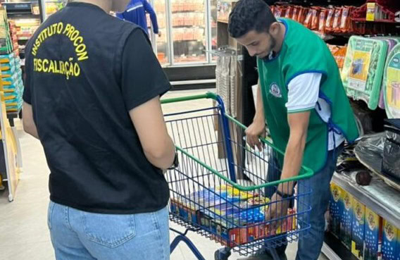 Procon intensifica fiscalização e apreende mais de 100 caixas de fogos com estampido no Acre 1 Foto: Reprodução