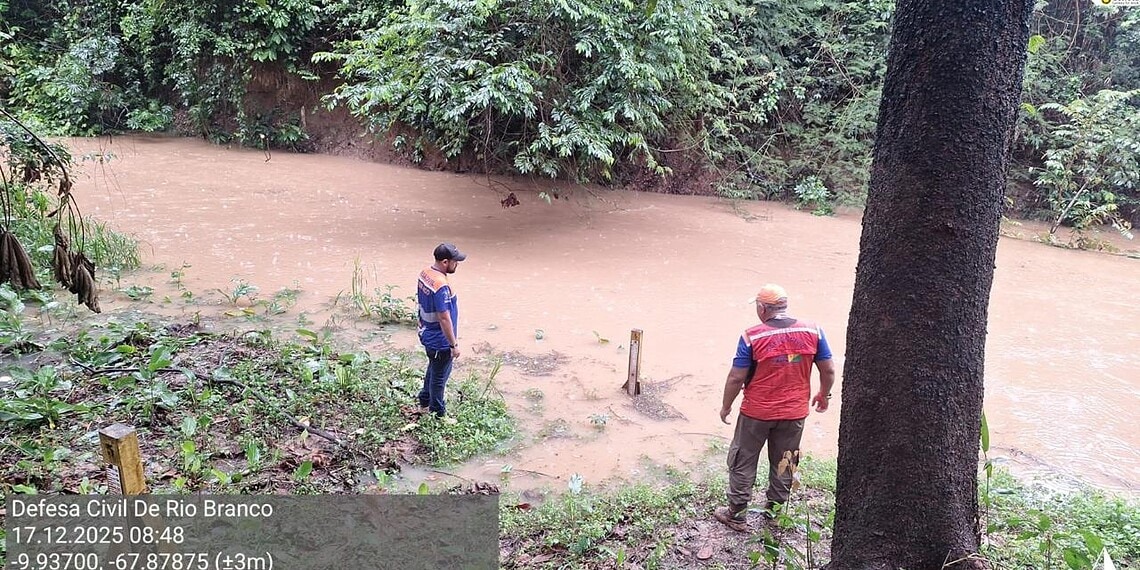 Igarapé São Francisco está em elevação - Foto: Arquivo/Defesa Civil