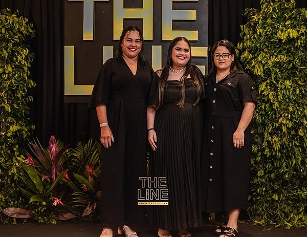 As arquitetas Paula Dossa e Rose Moretto assinaram a festa The Line, uma celebração em homenagem ao Dia do Arquiteto no Gran Reserva