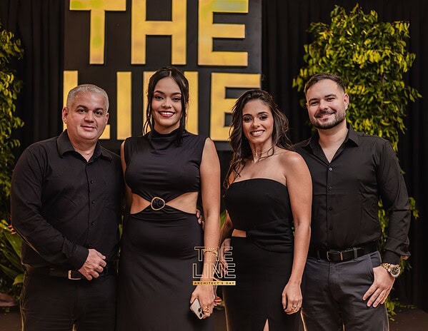 As arquitetas Paula Dossa e Rose Moretto assinaram a festa The Line, uma celebração em homenagem ao Dia do Arquiteto no Gran Reserva