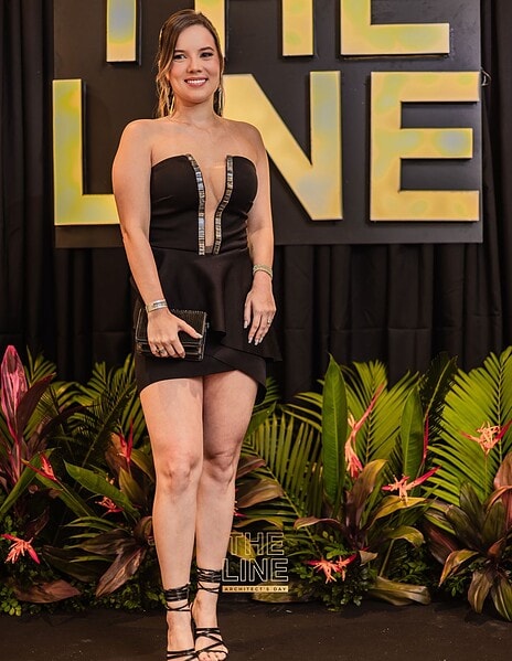 As arquitetas Paula Dossa e Rose Moretto assinaram a festa The Line, uma celebração em homenagem ao Dia do Arquiteto no Gran Reserva