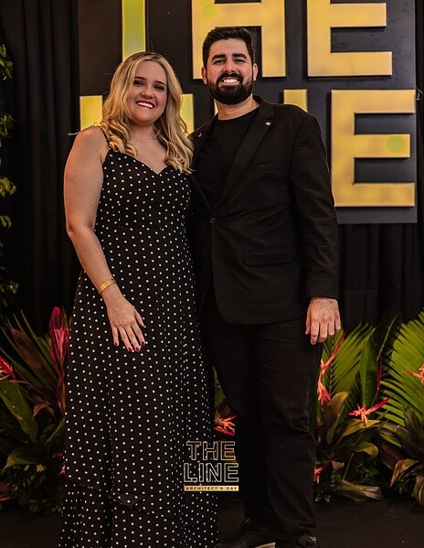 As arquitetas Paula Dossa e Rose Moretto assinaram a festa The Line, uma celebração em homenagem ao Dia do Arquiteto no Gran Reserva