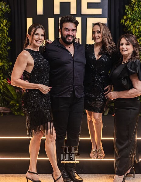 As arquitetas Paula Dossa e Rose Moretto assinaram a festa The Line, uma celebração em homenagem ao Dia do Arquiteto no Gran Reserva