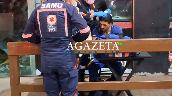Frentista reage a assalto e é baleado de raspão na cabeça em posto de combustíveis em Rio Branco