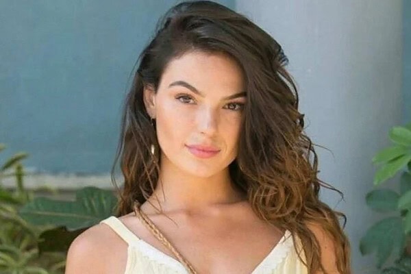 Stalker que perseguia Ísis Valverde por 20 anos é preso