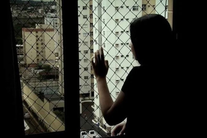 INSS vai ter que pagar salário de afastadas por violência doméstica 1 Relator da ação, o ministro Flávio Dino destacou que o afastamento após situações de violência é um caso alheio à vontade da trabalhadora - (crédito: Divulgação/EBC)