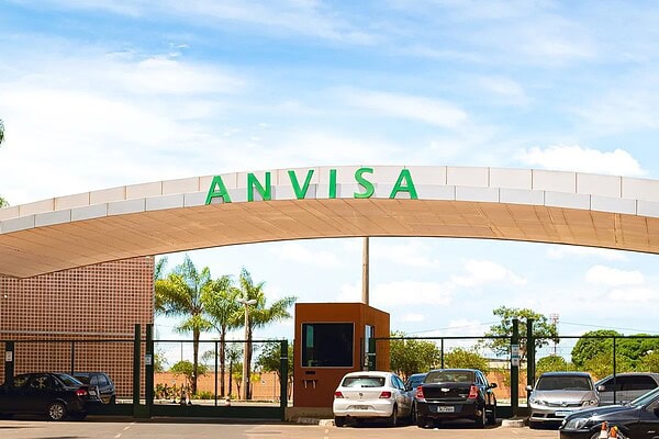 Anvisa proíbe suplementos e remédios fakes, incluindo Mounjaro natural