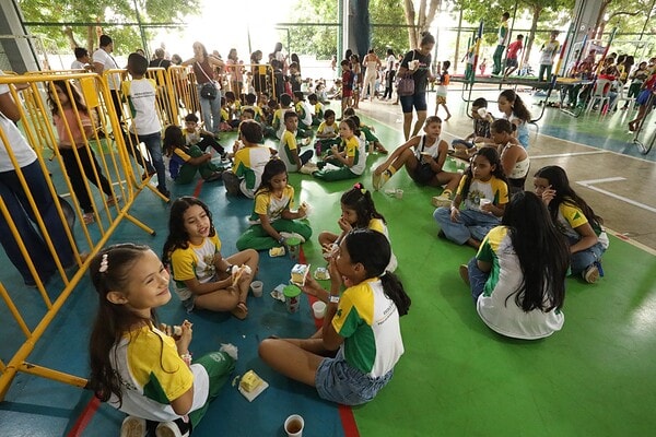 Sistema Fecomércio-Sesc-Senac Acre entrega quase 4 mil presentes a crianças em situação de vulnerabilidade