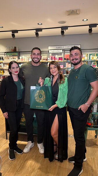 Confra de Natal do Boticário celebra parceria com comunicadores em Rio Branco