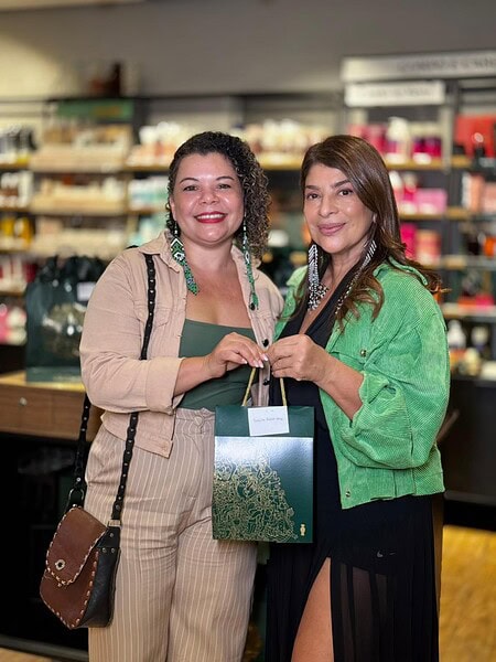 Confra de Natal do Boticário celebra parceria com comunicadores em Rio Branco