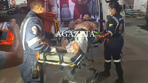 Colisão entre motocicletas deixa homem ferido no bairro Ivete Vargas, em Rio Branco