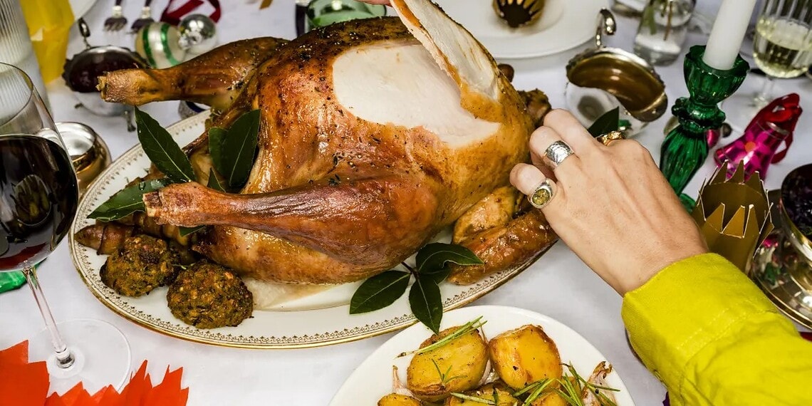 Veja dicas para aproveitar as ceias de Natal e Ano Novo sem sofrer com ansiedade alimentar  • Getty Images