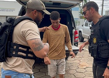 Suspeito de matar Moisés Alencastro é interrogado e relata dinâmica do crime; polícia tenta identificar segundo envolvido