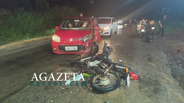 Motociclista de 18 anos fica gravemente ferido após colisão frontal na AC-10, em Rio Branco