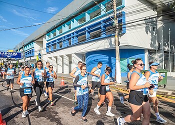 Corrida dos 143 anos de Rio Branco reúne mais de 400 participantes pelas ruas do Centro; FOTOS 2 Fotos: Val Fernandes