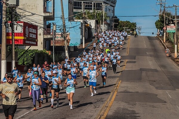 Corrida dos 143 anos de Rio Branco reúne mais de 400 participantes pelas ruas do Centro; FOTOS