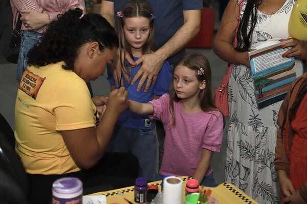 Calçadão da Gameleira recebe programação infantil gratuita “Fim de Ano da Família”