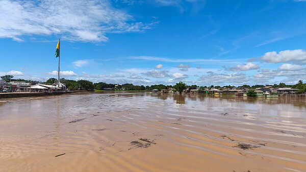 Cheia do Rio Acre já atinge cerca de 20 mil pessoas em Rio Branco, aponta Defesa Civil