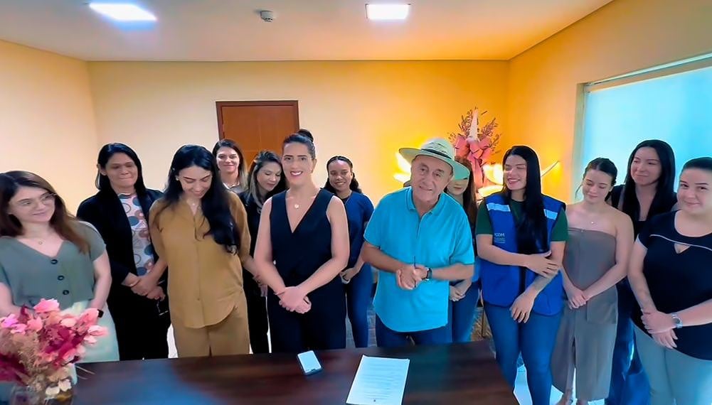 Bocalom cria “Dia Delas” e garante um dia de folga anual às servidoras de Rio Branco 1 Bocalom cria “Dia Delas” e garante um dia de folga anual às servidoras de Rio Branco