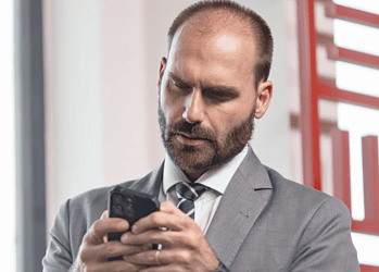 Motta notifica Eduardo Bolsonaro sobre perda de mandato por faltas 2 Foto: VINÍCIUS SCHMIDT/METRÓPOLES @vinicius.foto