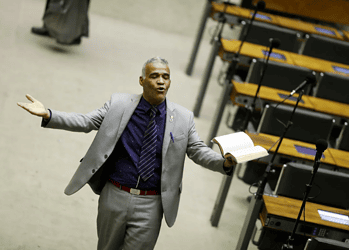 Deputado “ex-gay” propõe Dia Nacional do Orgulho Hétero 3 Foto: Igo Estrela/Metrópoles