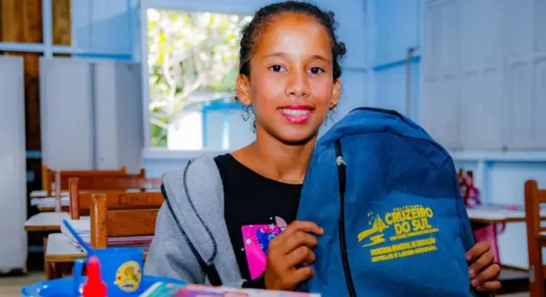 Cruzeiro do Sul encerra ano letivo da rede municipal e abre período de matrículas para 2026; veja datas