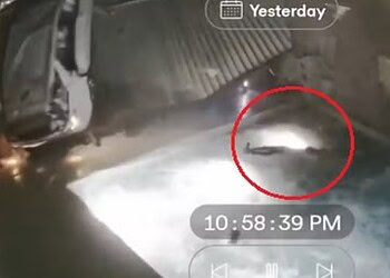 SUV 'decola', atinge telhado de casa e joga motorista em piscina em Nevada (EUA) — Foto: Reprodução/X