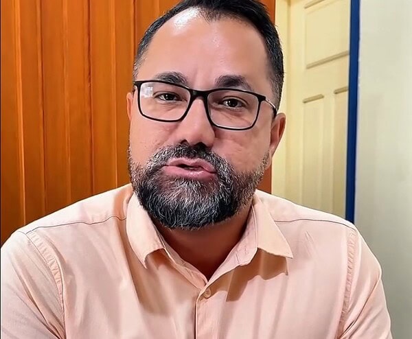 Lançamento de edital com mais de 200 vagas na Educação em Feijó depende de aprovação na Câmara, diz prefeito